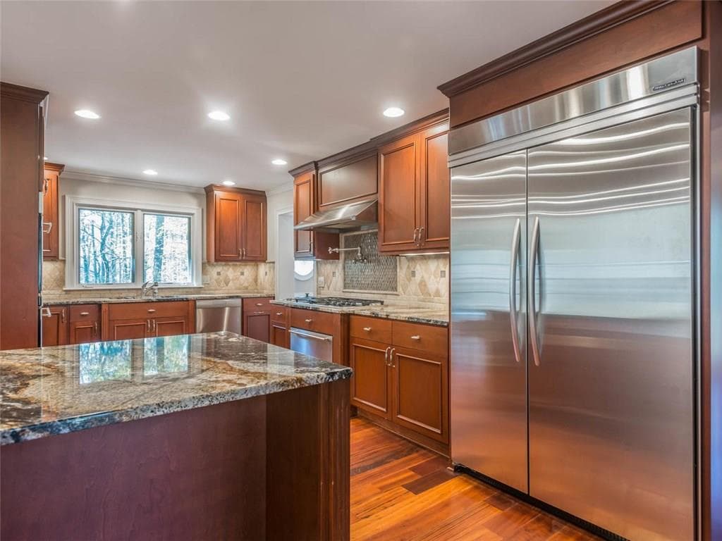 1025 Churchill Lane, Roswell, GA 30075 — most recent listing photo