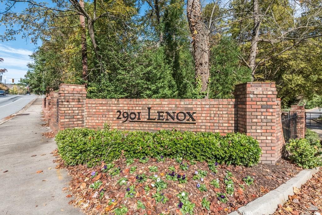 2 bedroom, 1,084 sq ft condominium sold at 906 Lenox Way 906, Atlanta, GA 30328