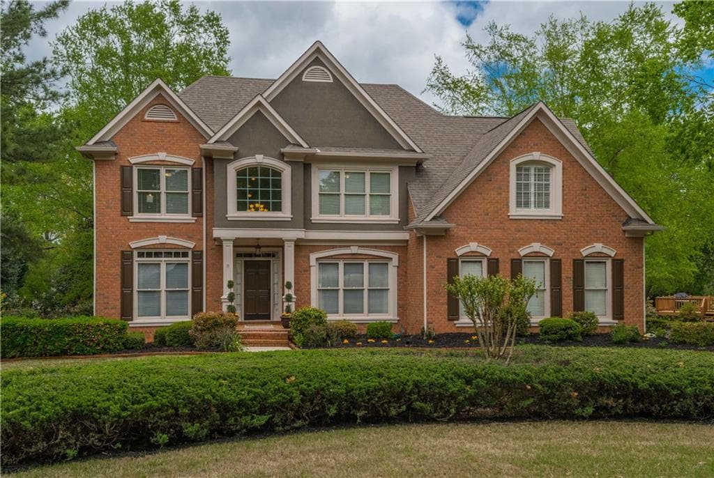 5 bedroom, 4,358 sq ft single family residence sold at 461 Grand Avenue, Suwanee, GA 30024
