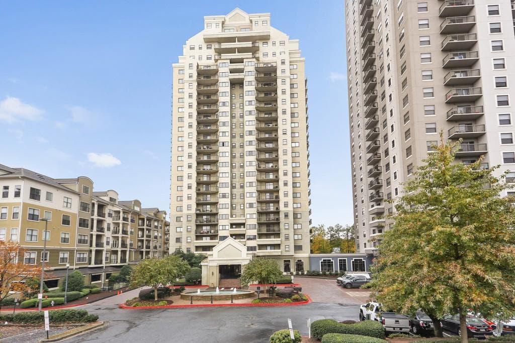 799 Hammond Drive 303, Atlanta, GA 30328 — most recent listing photo
