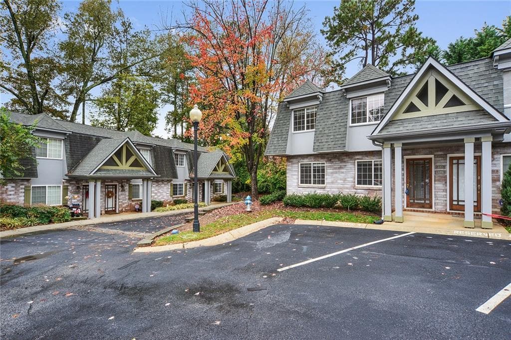 157 Rondak Circle, Smyrna, GA 30080 — most recent listing photo