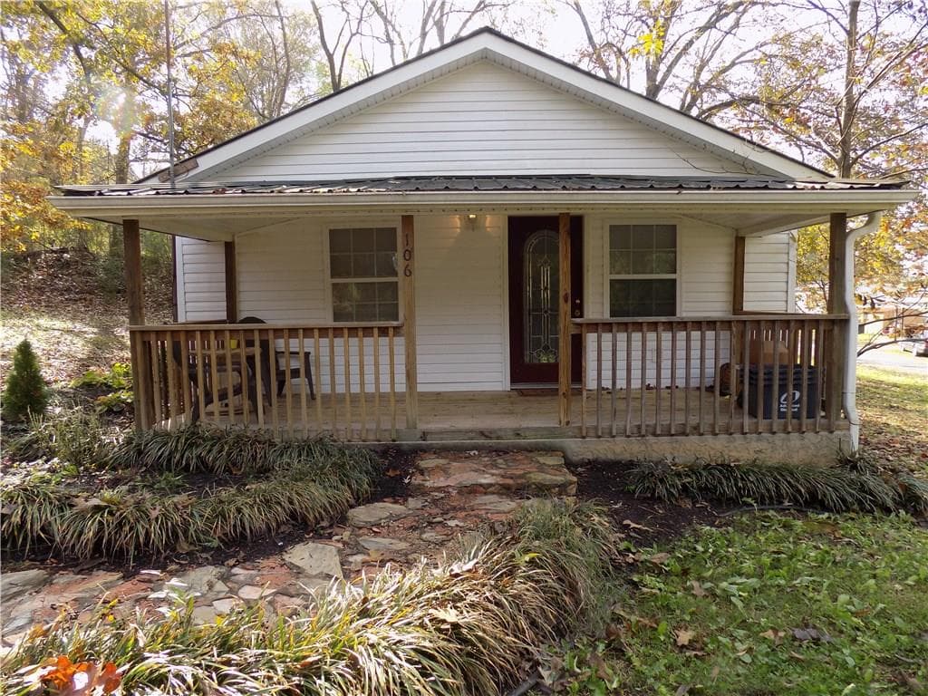 106 Spring Street, Fairmount, GA 30139 — most recent listing photo