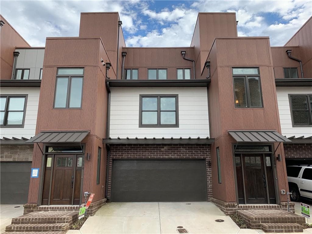 3 bedroom, 2,359 sq ft townhouse sold at 1846 Brooks Drive 150, Atlanta, GA 30318