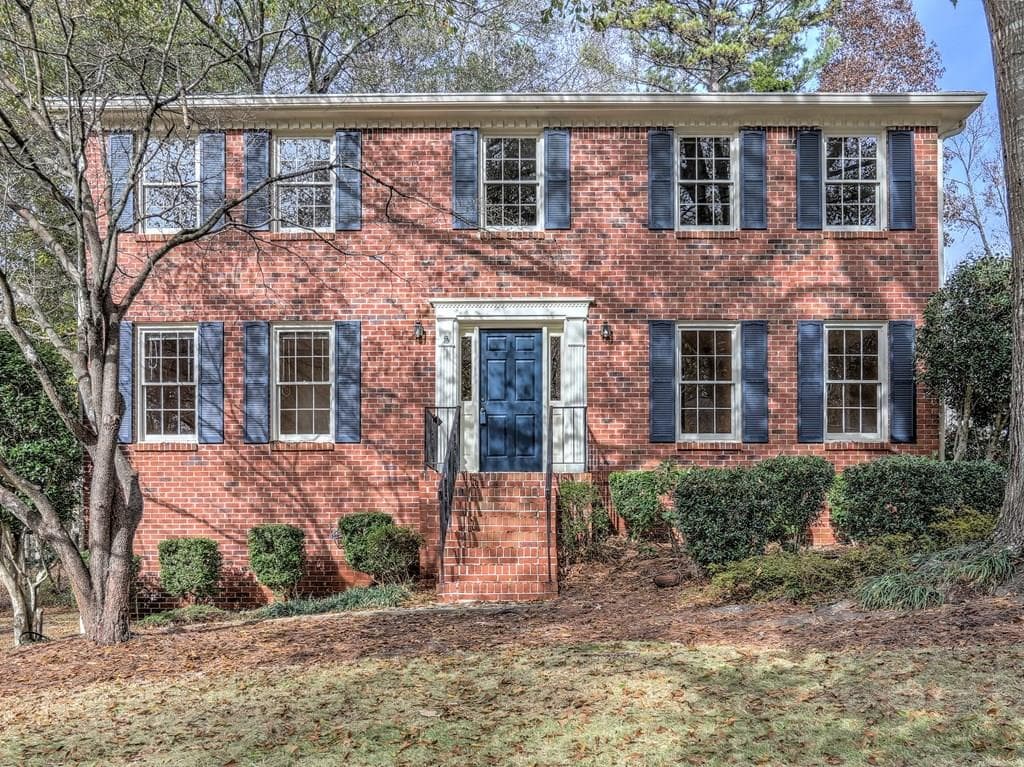 4 bedroom, 2,217 sq ft single family residence sold at 1117 Saybrook Circle, Lilburn, GA 30047