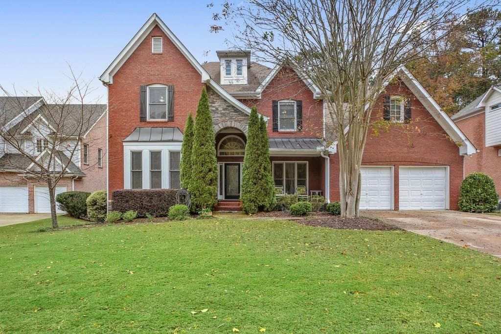 7 bedroom, 4,360 sq ft single family residence sold at 1255 Beacon Hill Crossing, Alpharetta, GA 30005