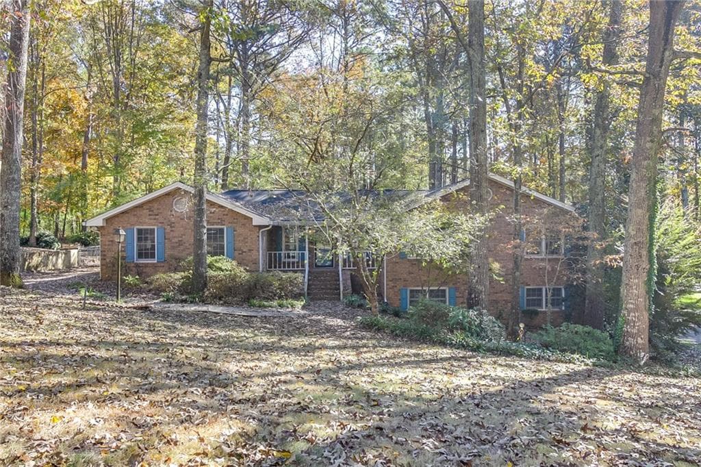 2735 Kinnett Drive, Lilburn, GA 30047 — most recent listing photo