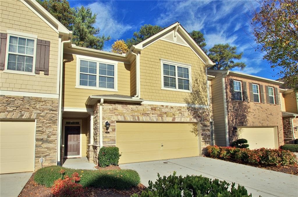 1562 Lenox Overlook Road, Brookhaven, GA 30329 — most recent listing photo