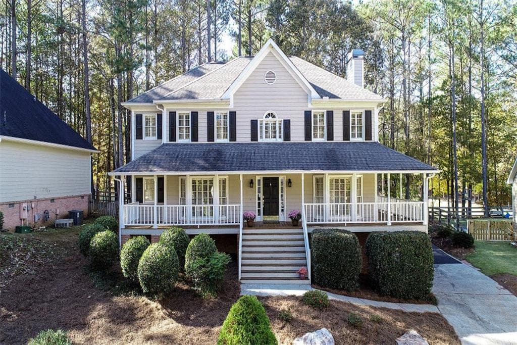 4 bedroom, 2,226 sq ft single family residence sold at 3115 SANDHURST Drive, Woodstock, GA 30189