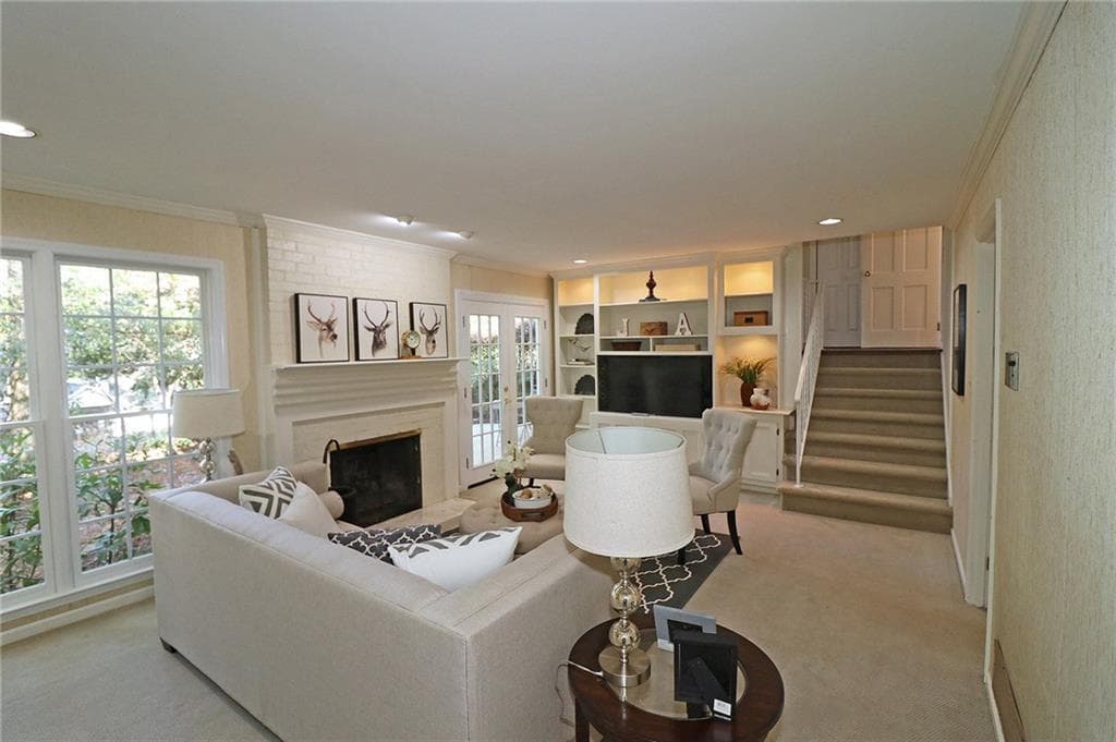 4 bedroom, 2,973 sq ft single family residence sold at 6280 Mountain Brook Lane, Atlanta, GA 30328