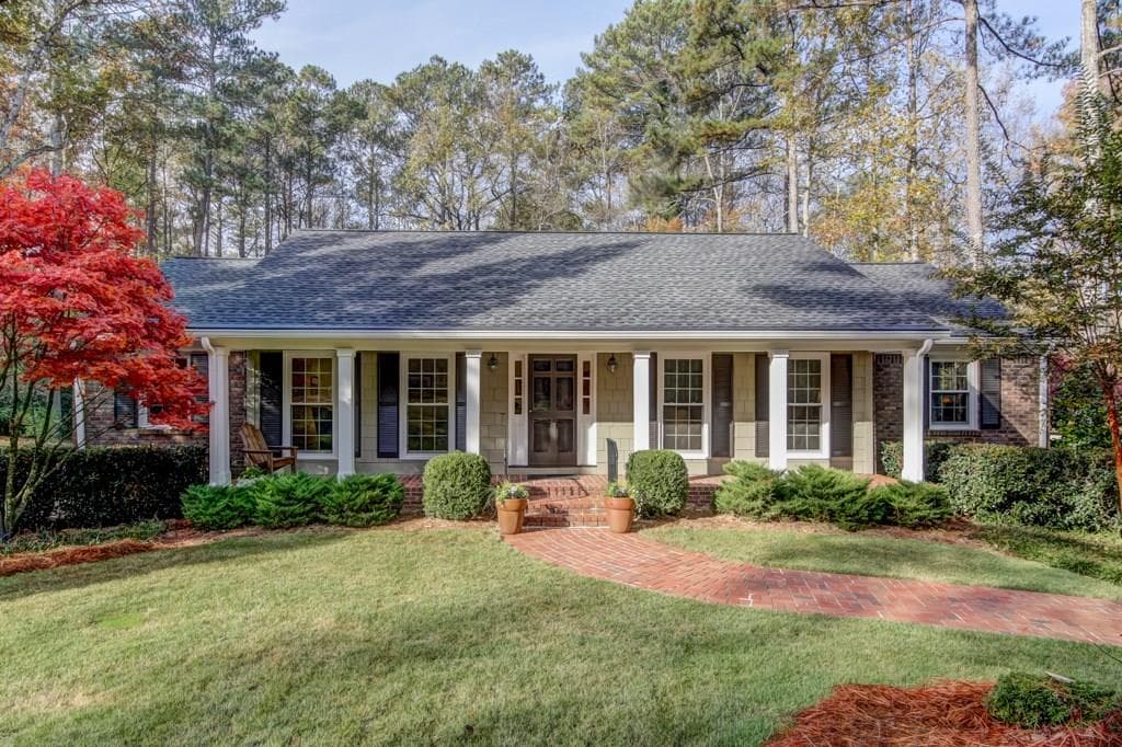 770 Edgewater Trail, Sandy Springs, GA 30328 — most recent listing photo
