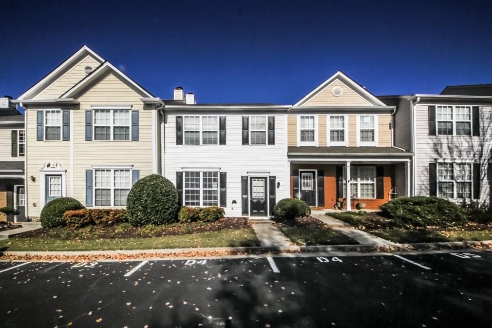 10900 Wittenridge Drive D4, Alpharetta, GA 30022 — most recent listing photo