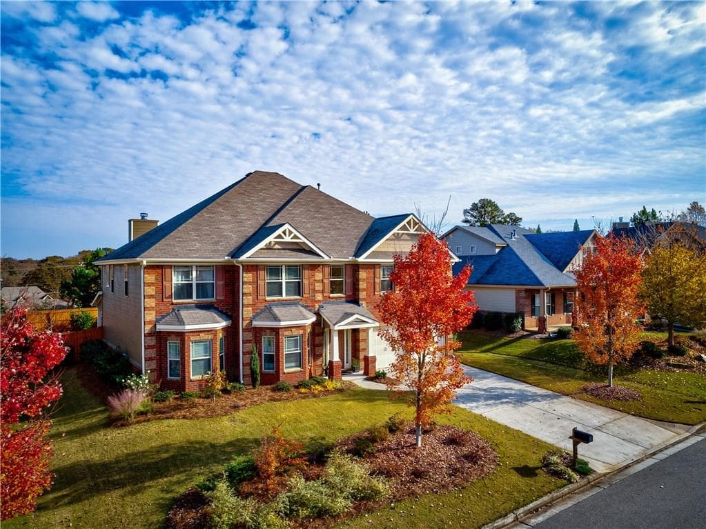 5 bedroom, 4,179 sq ft single family residence sold at 4945 Roosevelt Circle, Cumming, GA 30040