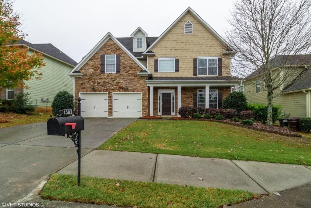 5 bedroom, 3,159 sq ft single family residence sold at 1502 Silver Mist Circle, Powder Springs, GA 30127