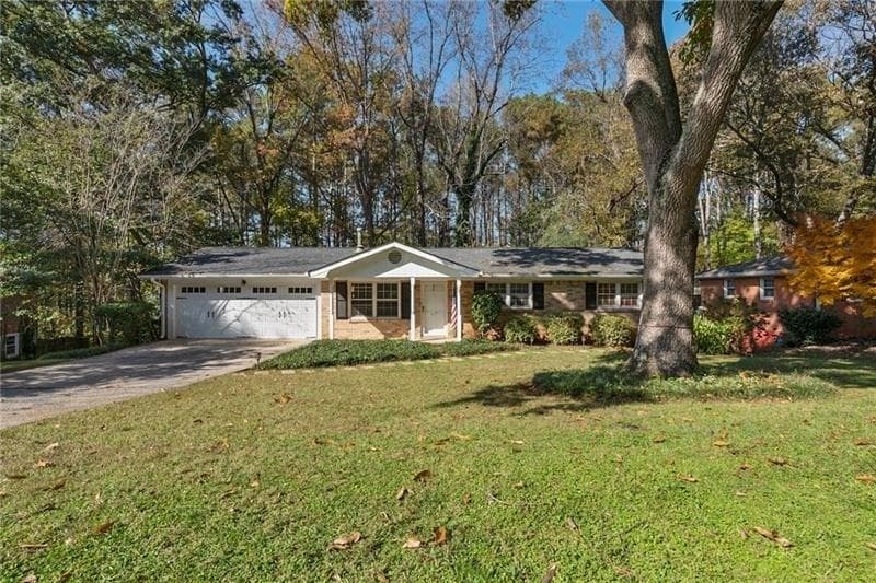 4 bedroom, 1,260 sq ft single family residence sold at 314 Crestview Circle, Roswell, GA 30075