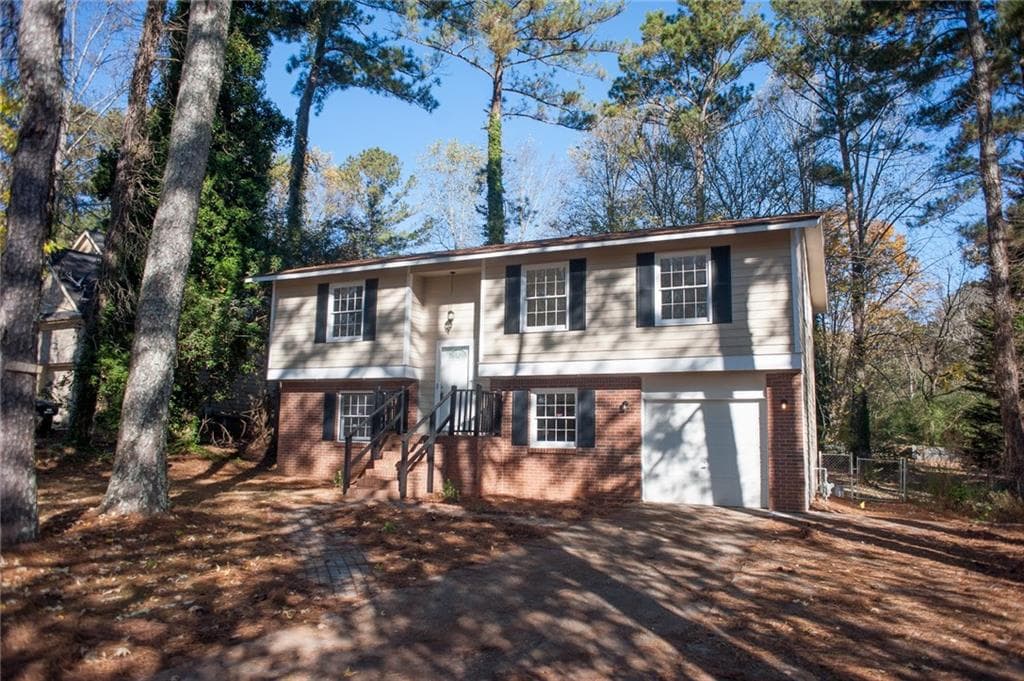 527 Country Lane Drive, Jonesboro, GA 30238 — most recent listing photo