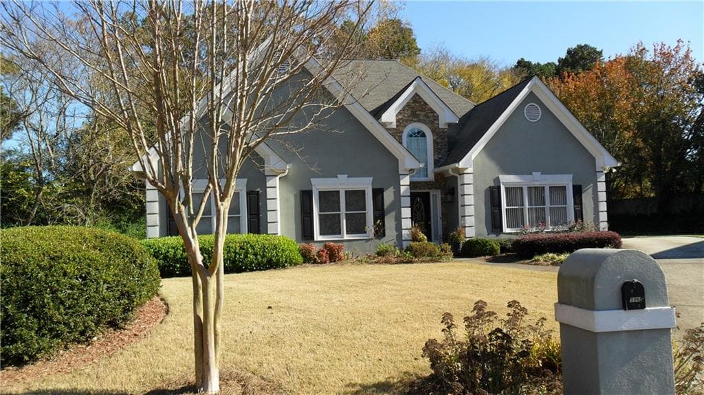 596 Chesterfield Drive, Lawrenceville, GA 30044 — most recent listing photo