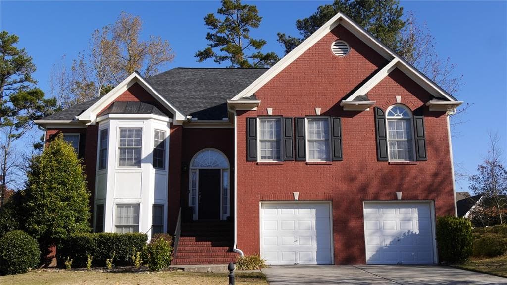4 bedroom, 3,002 sq ft single family residence sold at 2825 Chandler Grove Drive, Buford, GA 30519
