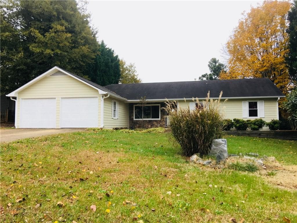 2694 Hawk Drive, Marietta, GA 30066 — most recent listing photo