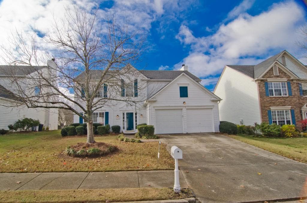 1240 Lyndhurst Way, Roswell, GA 30075 — most recent listing photo