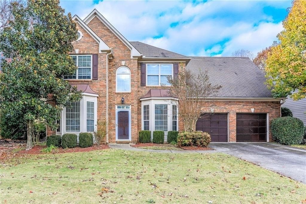 3 bedroom, 2,544 sq ft single family residence sold at 5055 Baywood Drive, Roswell, GA 30076