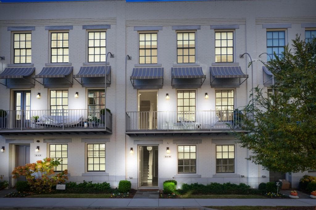 316 Stonemont Drive, Atlanta, GA 30305 — most recent listing photo