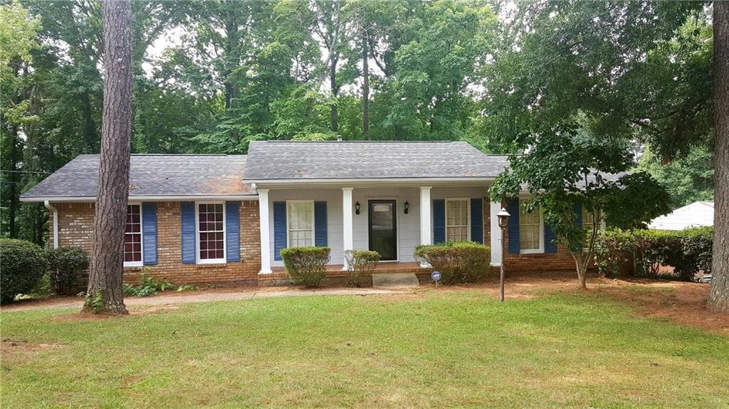 4 bedroom, 1,824 sq ft single family residence sold at 3184 Topaz Lane, Atlanta, GA 30331