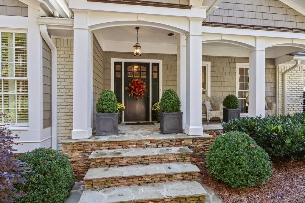 120 Forrest Lake Drive, Sandy Springs, GA 30327 — most recent listing photo
