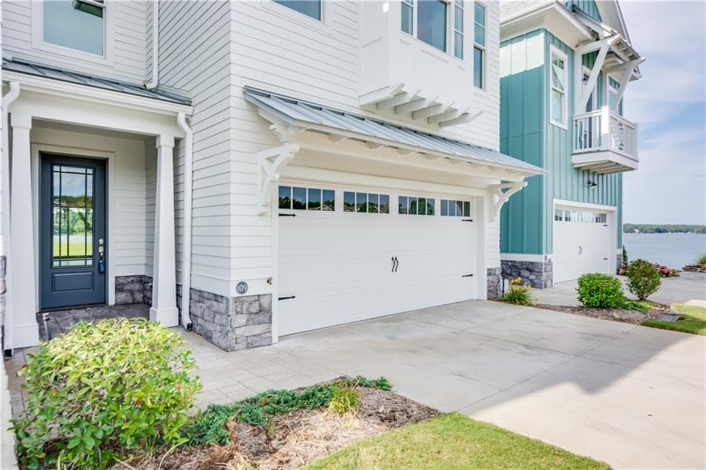 3 bedroom, 2,625 sq ft townhouse sold at 109 Evelyn Alley 17, Eatonton, GA 31024