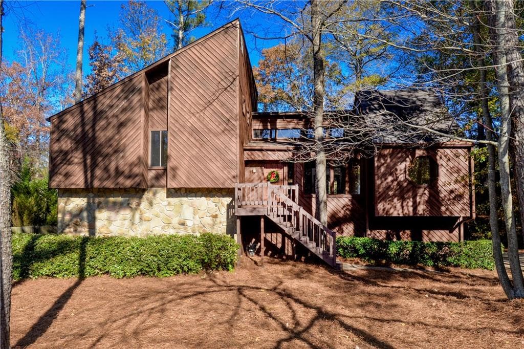 2919 Post Oak Tritt Road, Marietta, GA 30062 — most recent listing photo