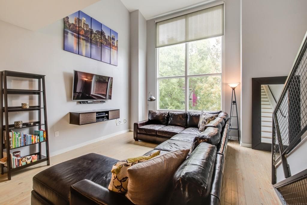 1334 Rietveld Row, Atlanta, GA 30318 — most recent listing photo