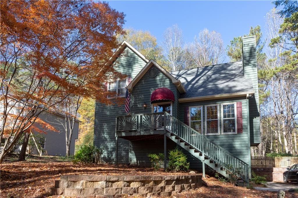 4 bedroom, 1,602 sq ft single family residence sold at 100 Paces Lakes Drive, Dallas, GA 30157
