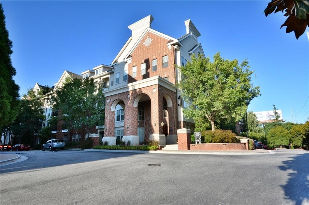 1 bedroom condominium sold at 1850 Cotillion Drive 3405, Dunwoody, GA 30338