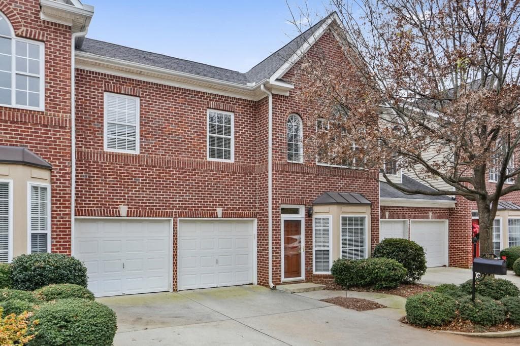 5008 Lexington Drive, Roswell, GA 30075 — most recent listing photo