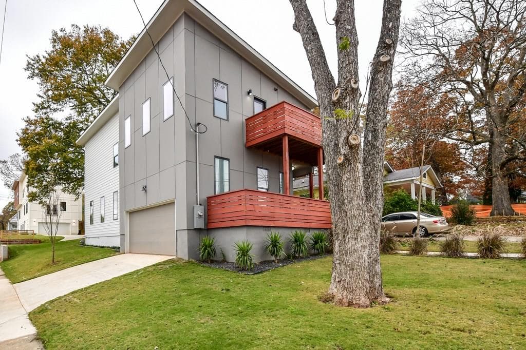 4 bedroom, 2,614 sq ft single family residence sold at 162 Wesley Avenue, Atlanta, GA 30307