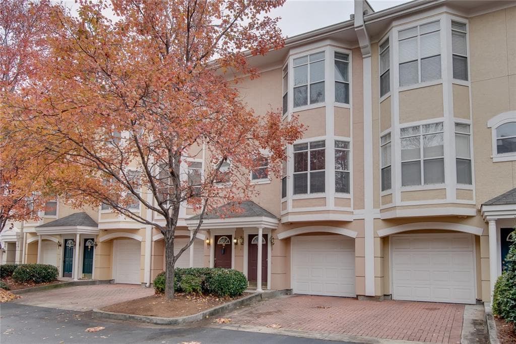 375 Highland Avenue 915, Atlanta, GA 30312 — most recent listing photo