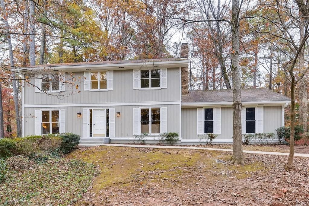 4 bedroom, 2,280 sq ft single family residence sold at 1175 Martin Ridge Road, Roswell, GA 30076