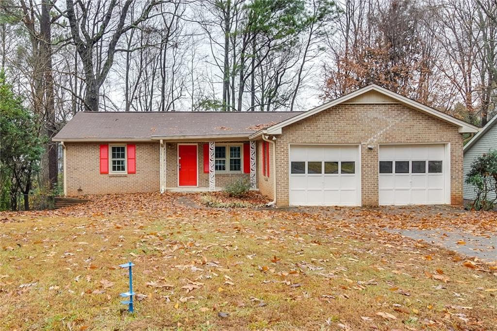 3 bedroom, 1,275 sq ft single family residence sold at 4208 Duesenberg Drive, Tucker, GA 30084