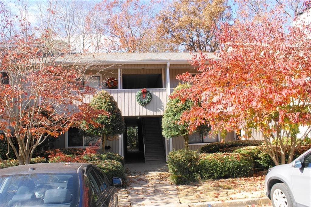 6007 Woodmont Boulevard 6007, Peachtree Corners, GA 30092 — most recent listing photo