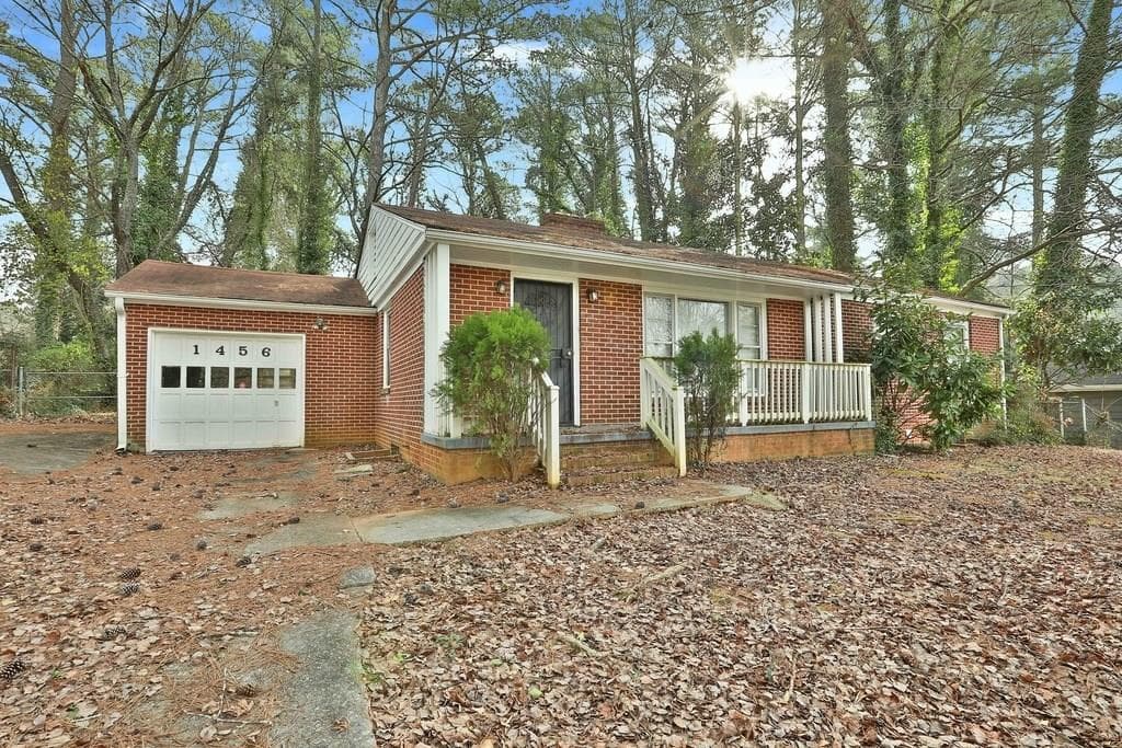 1456 Centra Villa Avenue, Atlanta, GA 30311 — most recent listing photo
