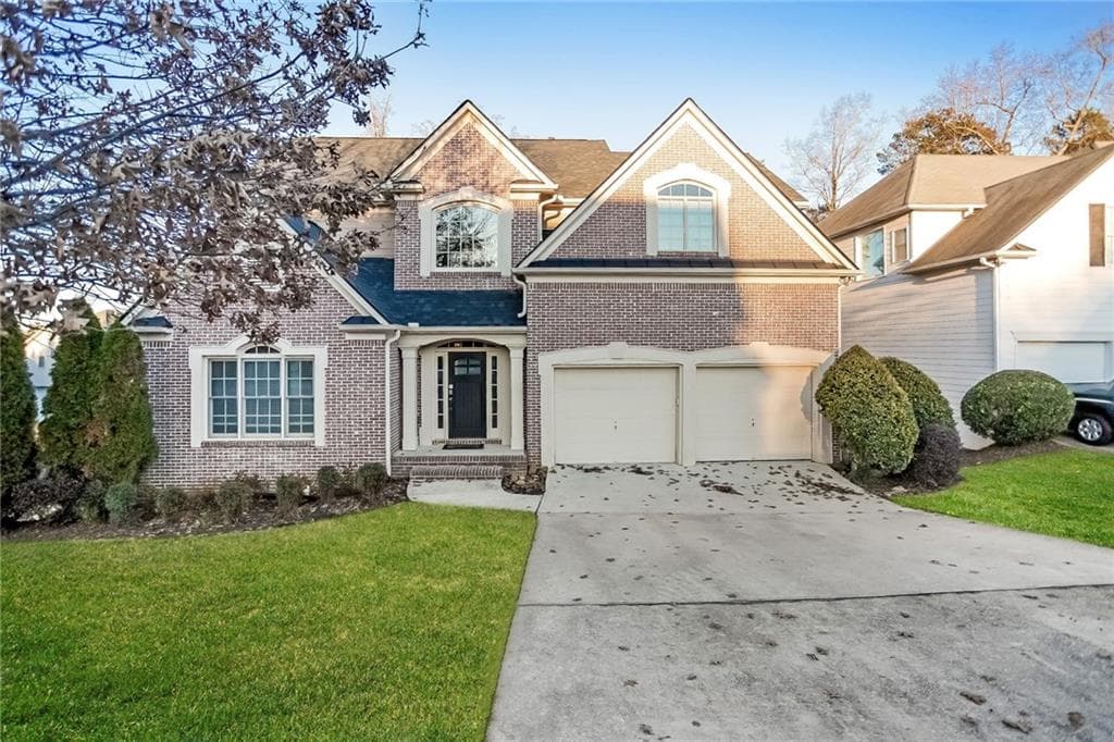 4 bedroom, 4,305 sq ft single family residence sold at 282 Vinings Retreat View, Mableton, GA 30126