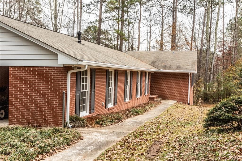 2411 Robinson Road, Marietta, GA 30068 — most recent listing photo