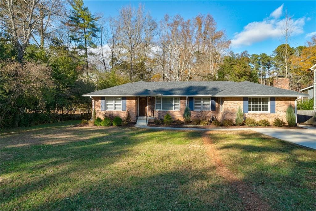 3 bedroom, 2,008 sq ft single family residence sold at 2081 S Akin Drive, Atlanta, GA 30345