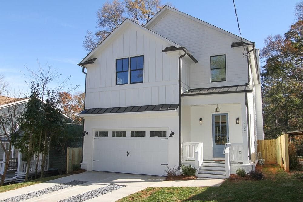 4 bedroom, 2,694 sq ft single family residence sold at 287 3RD Avenue, Avondale Estates, GA 30002