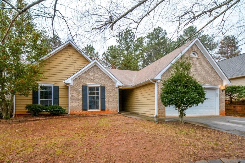 222 Clarion Road, Lawrenceville, GA 30043 — most recent listing photo