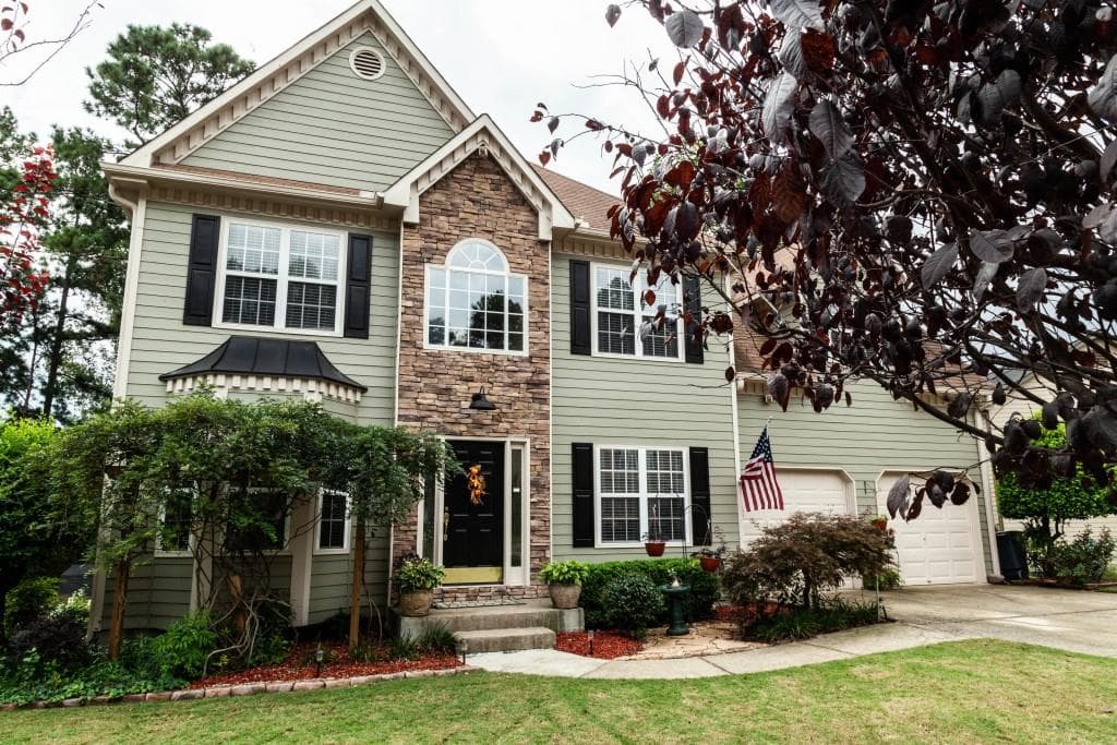 4 bedroom, 3,068 sq ft single family residence sold at 2083 Township Drive, Woodstock, GA 30189