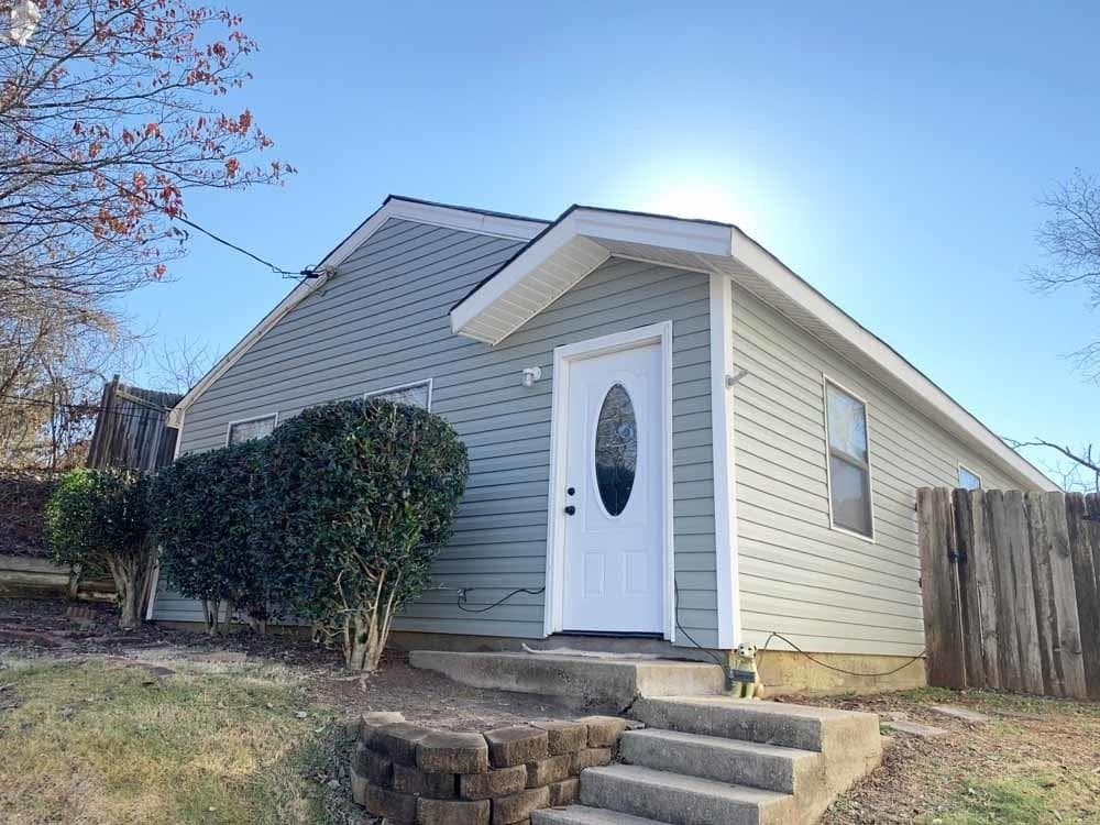 3 bedroom, 1,000 sq ft single family residence sold at 223 LITTLE Street, Atlanta, GA 30315