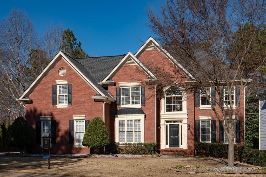 5 bedroom, 4,460 sq ft single family residence sold at 2321 Wood Creek Court, Dacula, GA 30019