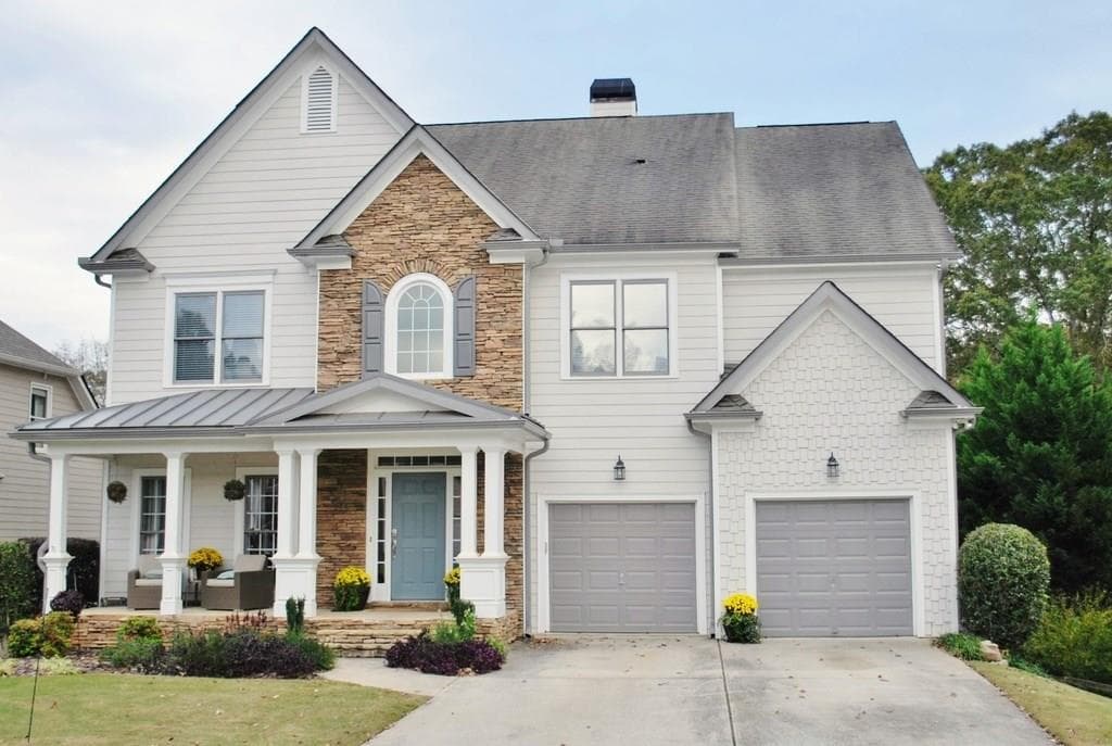 827 MIDDLEBROOKE Bend, Canton, GA 30115 — most recent listing photo