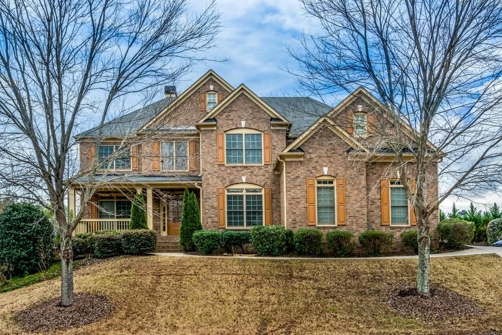 4 bedroom, 3,319 sq ft single family residence sold at 1592 Petal Pointe, Kennesaw, GA 30152
