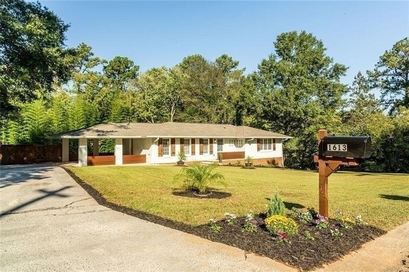 1613 Huntington Drive, Marietta, GA 30066 — most recent listing photo